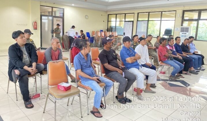 Bhabinkamtibmas Johar Baru Hadiri Rapat Koordinasi Penataan PKL, Perkuat Sinergi Ciptakan Ketertiban Wilayah