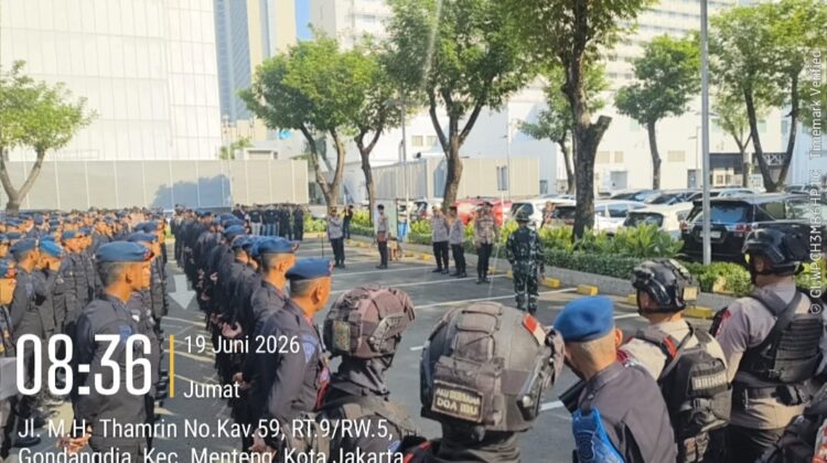610 Personel Gabungan Disiagakan Amankan Aksi Mahasiswa di Bundaran HI