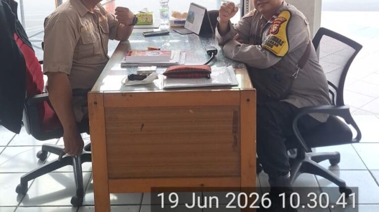 Cooling System di Pegangsaan, Bhabinkamtibmas Perkuat Sinergi Keamanan Dengan Security Gedung AGP