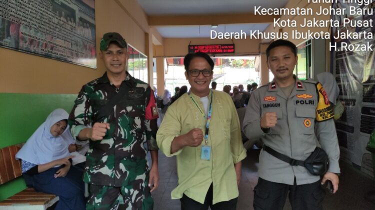 Cegah Tawuran Sejak Dini, Polisi dan TNI Berikan Edukasi Kamtibmas kepada Pelajar SMPN 156 Johar Baru