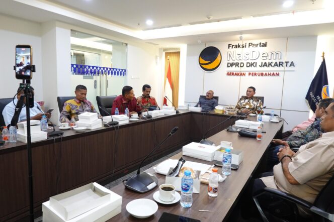 
					Pasca Silaturahmi Akbar, Panitia Hatuhaha–Tuhaha Audiensi dengan Tokoh Maluku Ongen Sangaji di DPRD DKI Jakarta