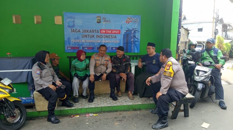 Polsek Metro Tanah Abang Gelar Jaga Jakarta On The Spot, Ajak Warga Petamburan Cegah Tawuran dan Judi Online