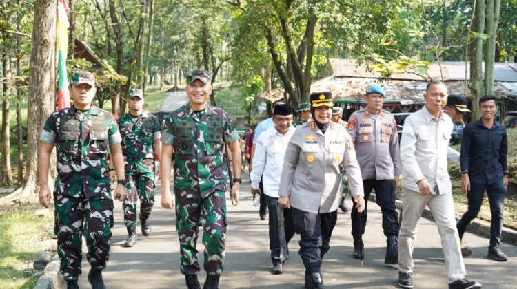 Danrem 051/Wijayakarta Pimpin Upacara Pembukaan Persami KKRI Gelombang 5 Semester I Tahun 2026 di Karang Kitri