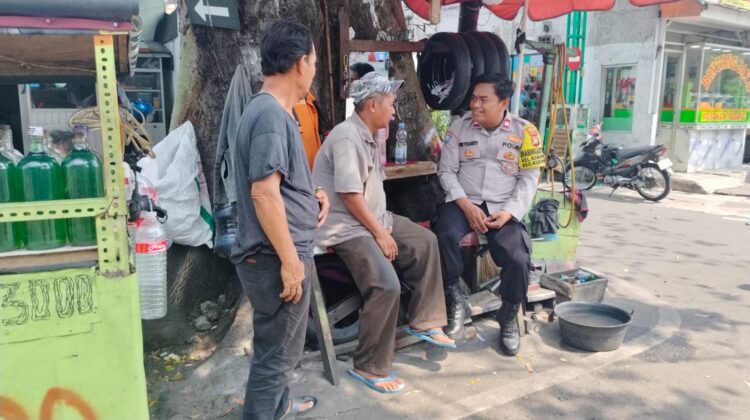 Sambang Warga, Sambung Hati: Bhabinkamtibmas Kemayoran Jadikan Kebersamaan sebagai Benteng Kamtibmas