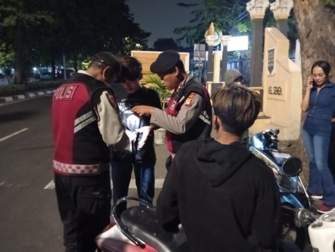 
					Polsek Senen Gelar Operasi Kejahatan Jalanan, Satu Pengendara Diamankan karena Tak Bawa STNK