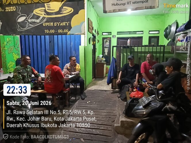 
					Patroli Satkamling Tanah Tinggi, Bhabinkamtibmas dan FKDM Perkuat Deteksi Dini Gangguan Kamtibmas