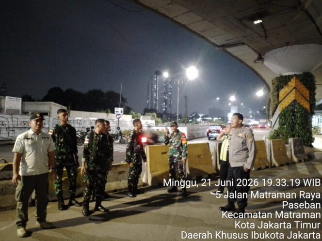 
					Patroli Gabungan Tiga Pilar Sisir Wilayah Senen, Antisipasi Gangguan Kamtibmas