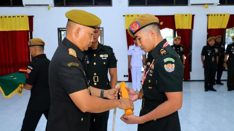 Perwira Yonarhanud 1 Kostrad Raih Lulusan Terbaik Diklapa Kecabangan Arhanud TNI AD 2026