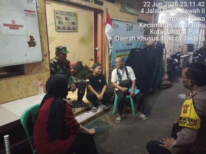
					Patroli Malam, Polsek Johar Baru Perkuat Satkamling RW 06 Kampung Rawa