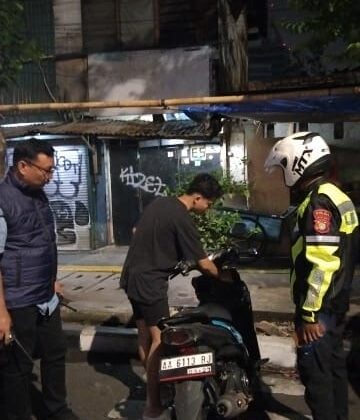 Polsek Senen Gelar Operasi Stasioner Dini Hari, Antisipasi Kejahatan Jalanan dan Gangguan Kamtibmas