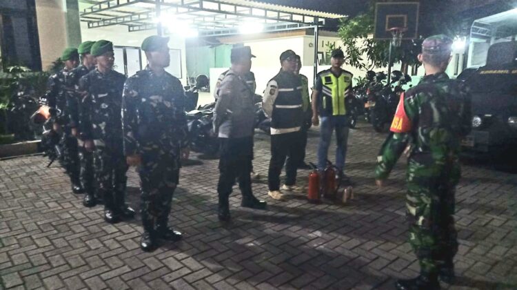 Tiga Pilar Kecamatan Senen Gelar Apel dan Patroli Gabungan, Antisipasi Gangguan Kamtibmas di Jakarta Pusat