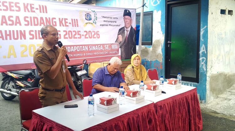Bhabinkamtibmas Galur Monitoring Reses Anggota DPRD DKI Jakarta, Serap Aspirasi Warga Terkait Ekonomi dan Pembangunan