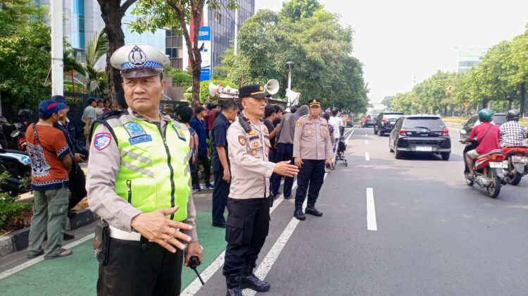 Pengamanan Unras DPD LSM Pijar Keadilan Demokrasi Demo di Komisi Yudisial, Tuntut Pemeriksaan Ulang Laporan Dugaan Pelanggaran Hakim