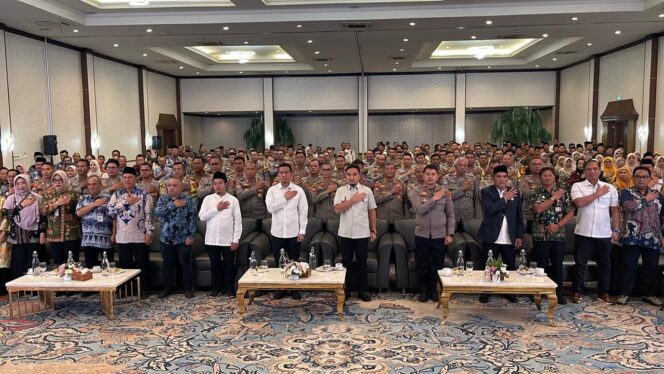 
					Deklarasi Bersama Tolak Intoleransi dan Terorisme, Densus 88 AT Polri Perkuat Ketahanan Sosial Masyarakat