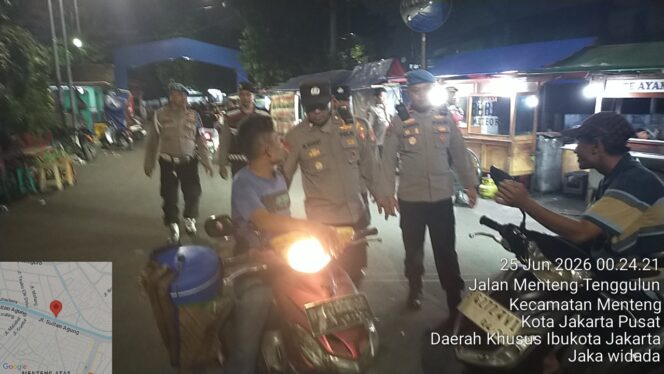
					Patroli Malam di Menteng Tenggulun, Polisi Perkuat Upaya Pencegahan Tawuran dan Guankamtibmas