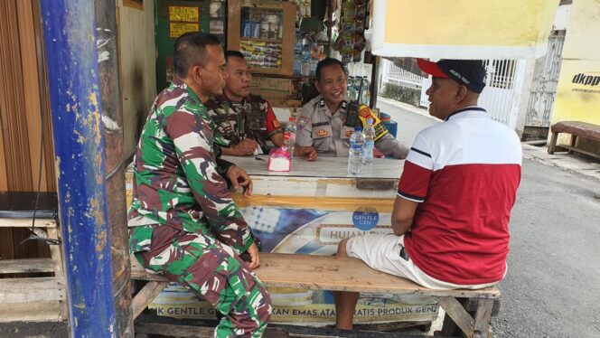 
					Fungsi Pencegahan Guantibmas Polri Malalui Ngobrol Santai Gabung Babinsa Dan Warga Pasar Baru