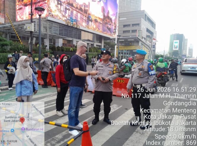 
					Patroli Jalam Kaki di Kawasan Mh Thamrin Ditingkatkan, Polisi Cegah Copet dan Jambret di Pusat Kota