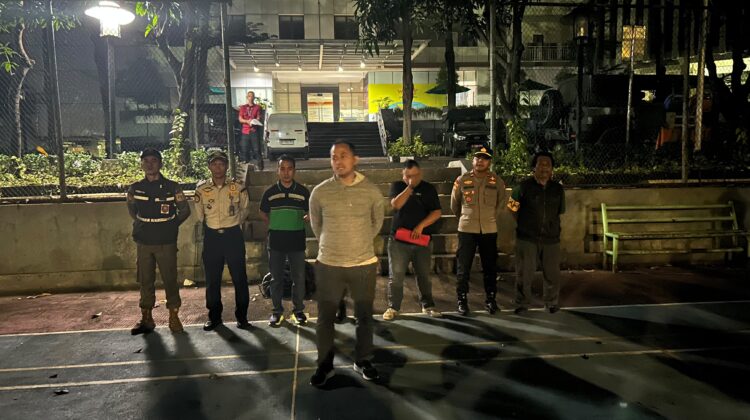Polsek Kemayoran Bersama Instansi Terkait Bergerak Tertibkan PMKS Demi Kemayoran yang Aman dan Nyaman