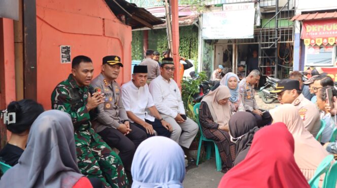 
					Dandim 0504/JS On The Spot Ajak Masyarakat Jaga Jakarta