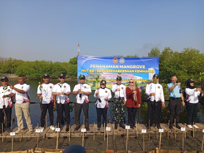 
					Mewakili Dandim 0510/Tigaraksa Danramil 01/Teluknaga Mayor Inf Zein Nurohman Hadir Langsung Di Acara HUT Ke – 58 Pusrehabkeshan