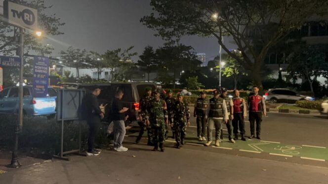 
					Apel Kesiapsiagaan dan Patroli Gabungan Wujud Sinergitas Aparat dalam Menjaga Keamanan Tanah Abang