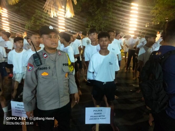 
					Polsek Senen Ikuti Bhayangkara Night Run Meriahkan HUT Bhayangkara ke-80