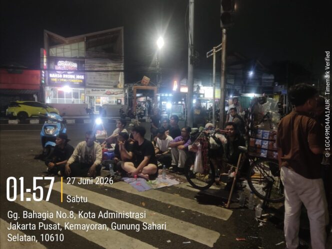 
					Polres Jakpus Gelar Nobar Piala Dunia 2026, Warga Saksikan Laga Norwegia vs Perancis dengan Aman