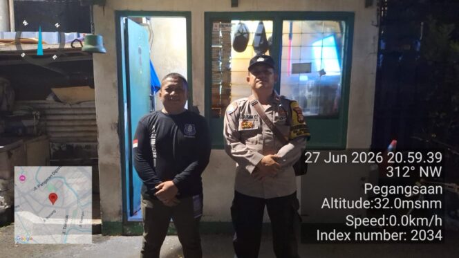 
					Polisi Perkuat Sinergi dengan Warga, Bhabinkamtibmas Sambangi Satkamling RW 02 Pegangsaan