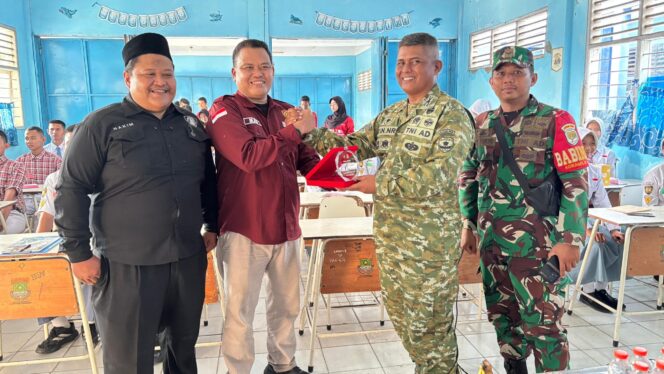 
					52 Paskibraka Kecamatan Kosambi Dapat Pendidikan Bela Negara Dan Nilai Nilai Pancasila Dari Danramil 01/ Teluknaga