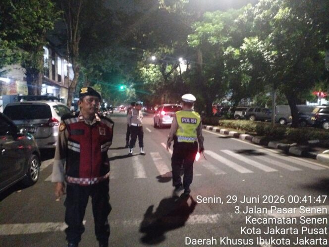 
					Polsek Senen Gelar Operasi Cipta Kondisi di Kawasan Stasiun Senen, Hasil Razia Nihil Pelanggaran