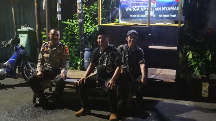 Patroli Satkamling di Tanah Tinggi, Polisi Perkuat Sinergi Warga Jaga Kamtibmas