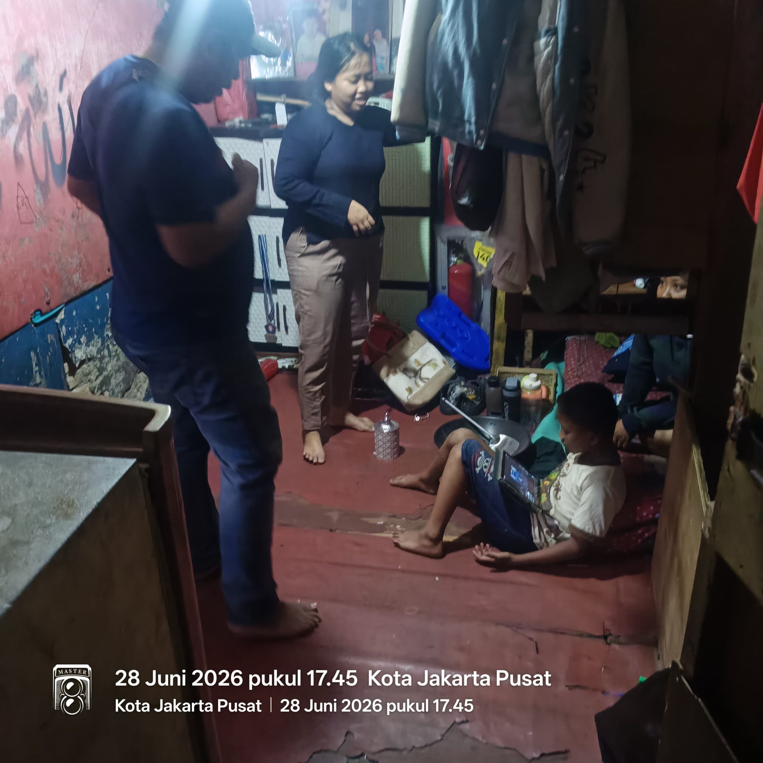 Respon Cepat Laporan Call Center 110, Polsek Johar Baru Mediasi Perselisihan Keluarga di Galur