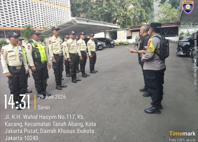 
					Cooling System di Kantor Bawaslu RI, Bhabinkamtibmas Perkuat Sinergi Pengamanan