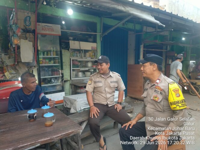 
					Sambang Security Pasar Gembrong, Polsek Johar Baru Perkuat Sinergi Keamanan Lingkungan