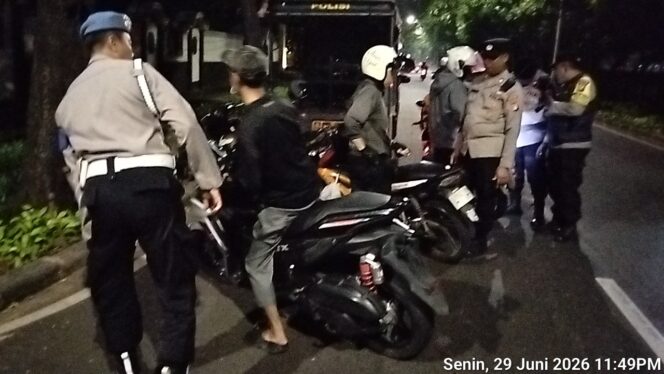 
					Razia Malam di Jalan Latuharhari, Polsek Metro Menteng Tingkatkan Pengawasan Kamtibmas