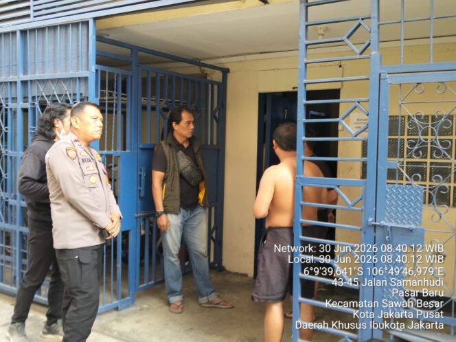 
					Respon Cepat Laporan 110, Polsek Sawah Besar Kendalikan Keributan Keluarga Lewat Mediasi