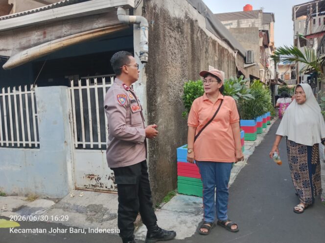 
					Bhabinkamtibmas Kampung Rawa Perkuat Sinergi Warga, Cooling System dan Sambang Wilayah Jaga Kamtibmas Tetap Kondusif