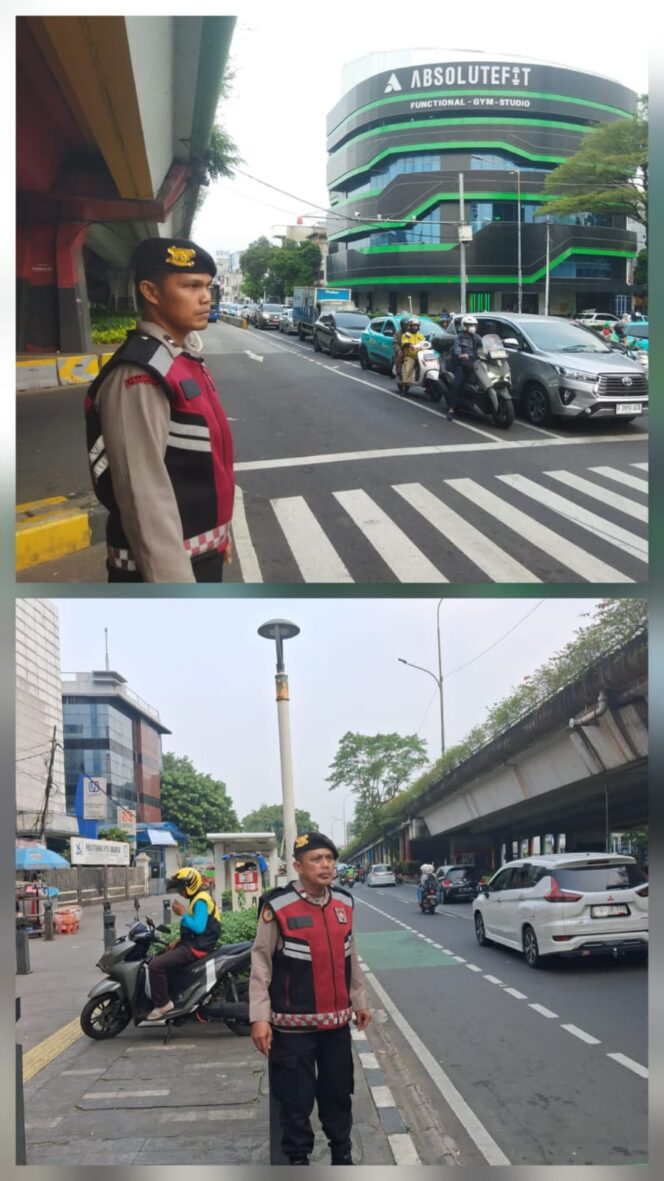 
					Polsek Senen Perkuat Pengamanan Sore Hari di Simpang Lima Senen
