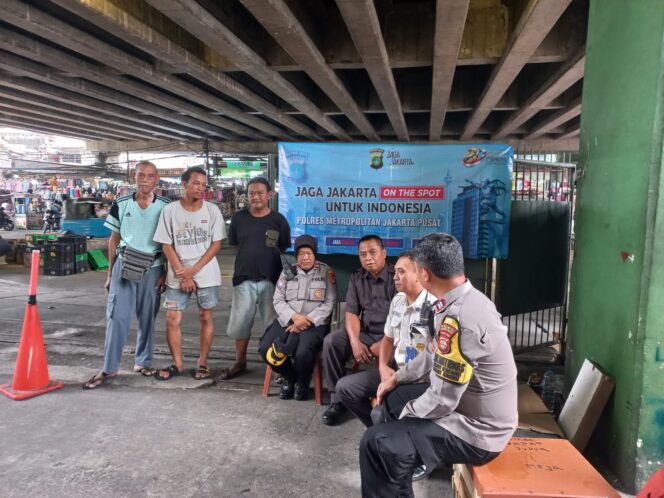 
					Polsek Metro Tanah Abang Gelar Jaga Jakarta On The Spot di Kawasan CTA Tanah Abang