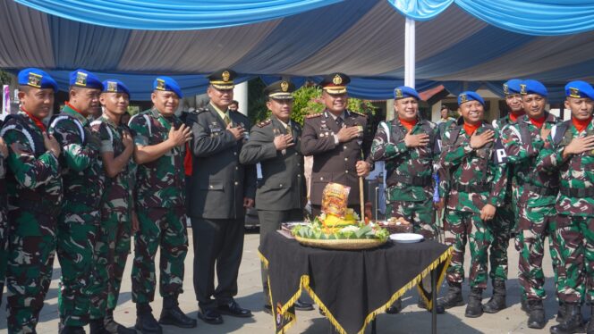 
					Kasdim 0510/Trs Ikuti Rangkaian Upacara HUT Bhayangkara ke-80