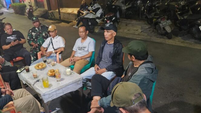 
					Koramil 02/Matraman Gelar Patroli/Siskamling Perkuat Sinergi Tiga Pilar