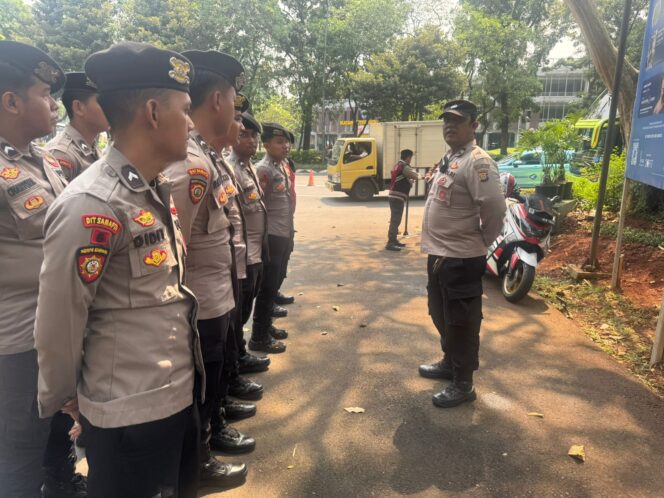 
					Polsek Metro Tanah Abang Gelar Apel Pengamanan Kegiatan International Association Police Academies (INTERPA) di Kawasan Gelora