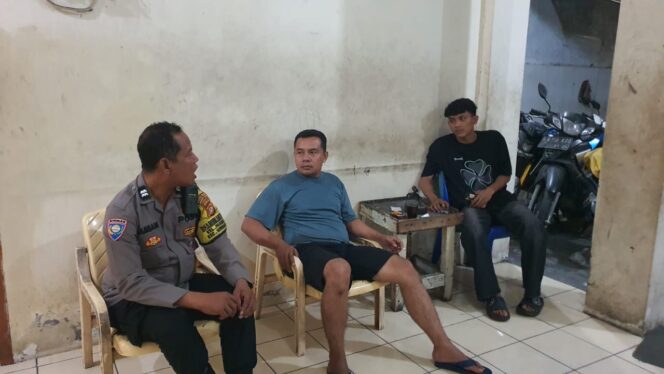 
					Bhabinkamtibmas Pasar Baru Sambangi Rumah Kos, Perkuat Deteksi Dini Gangguan Kamtibmas