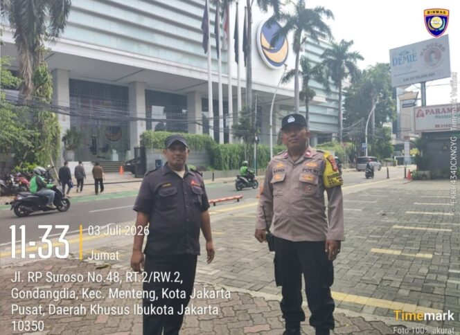 
					Patroli Dialogis Bhabinkamtibmas Gondangdia Perkuat Keamanan di Jalan RP Soeroso