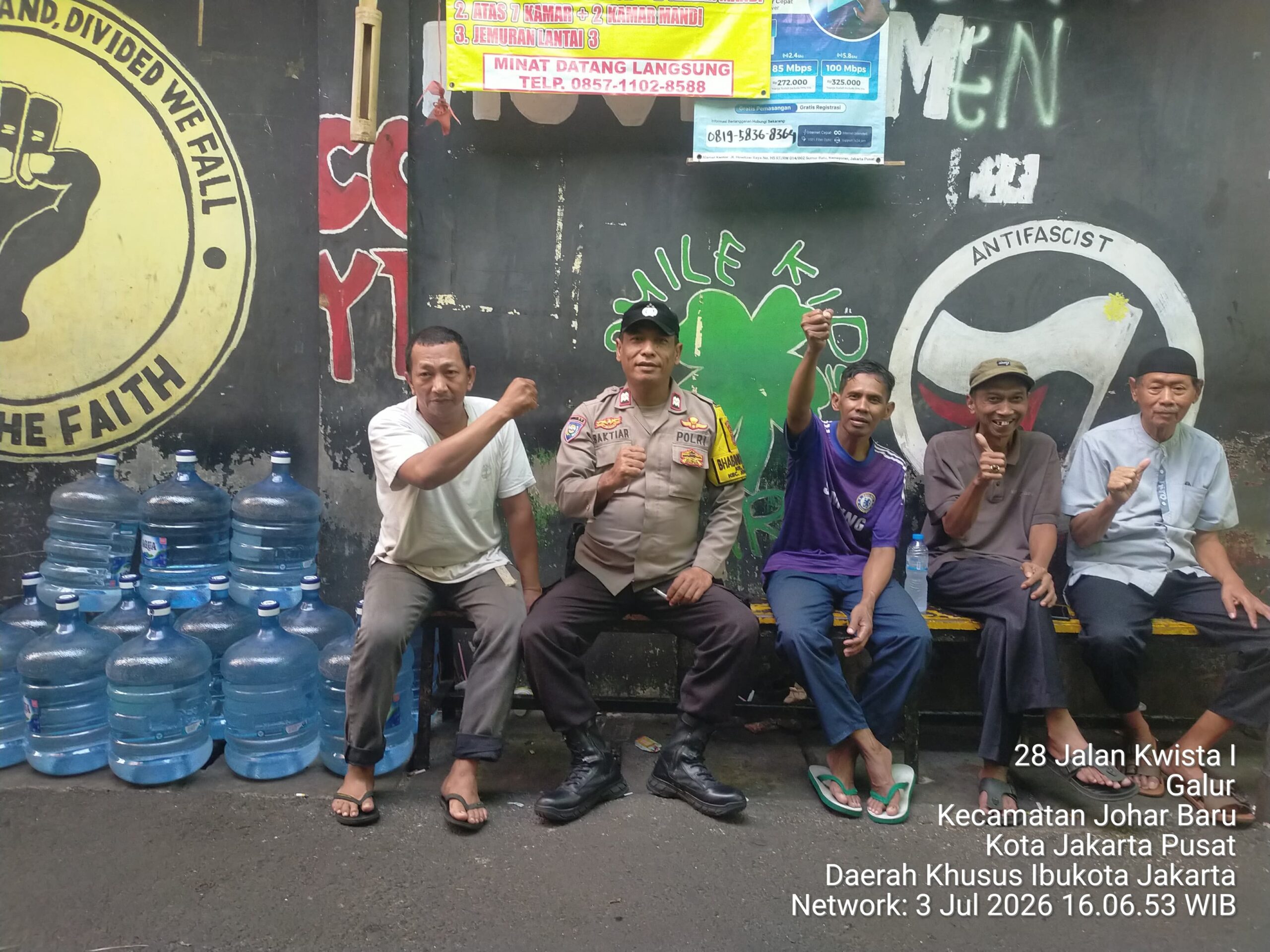 Sambang Warga RW 04 Galur, Polisi Ajak Masyarakat Jaga Kamtibmas dan Tingkatkan Kewaspadaan