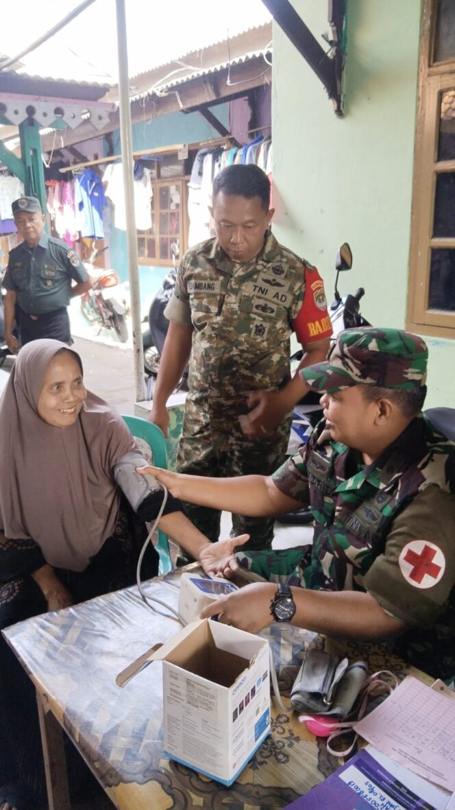 
					Koramil 06/Cakung Gelar Bakti Kesehatan Teritorial di Jatinegara
