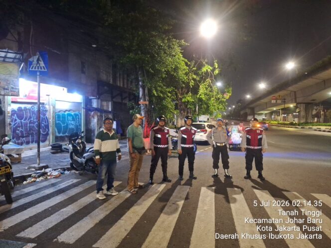 
					Persempit Ruang Gerak Pelaku Kejahatan, Polsek Johar Baru Intensifkan Operasi Kewilayahan