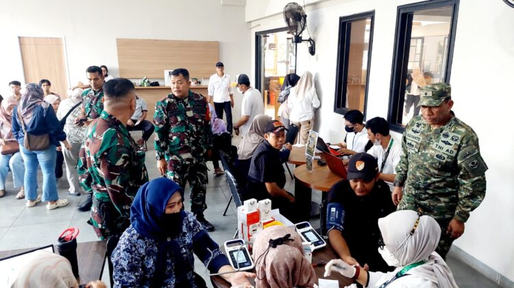 Ikut Jaga Kesehatan Masyarakat; Koramil 08/Jagakarsa Gelar Karya Bakti Kesehatan Teritoriali