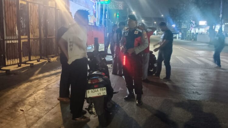 Cegah Kriminalitas Sejak Dini, Polsek Cempaka Putih Gelar Razia Stasioner di Rawasari Selatan