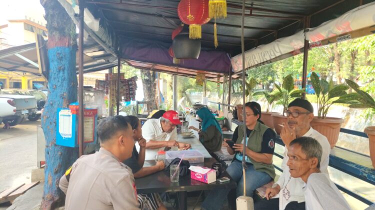 Bhabinkamtibmas Bendungan Hilir Pererat Silaturahmi dengan Tokoh Masyarakat untuk Wujudkan Kamtibmas yang Kondusif